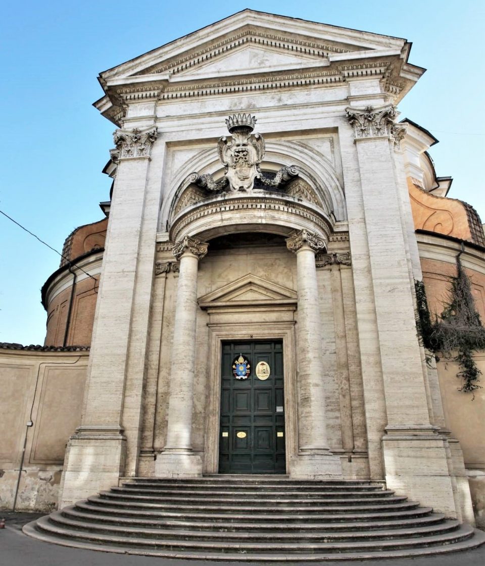 La facciata esterna della chiesa di Sant'Andrea al Quirinale di Bernini il discorso sull'arte